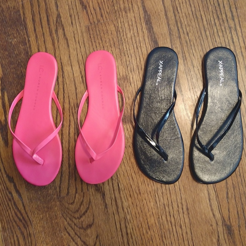 Pink sz 7 thong sandals/black sz 7 thong sandals